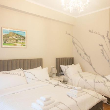 Olimpia Inn เบราท ภายนอก รูปภาพ